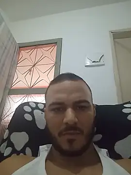 Edneishenrique online show from 06/25/26, 06:01