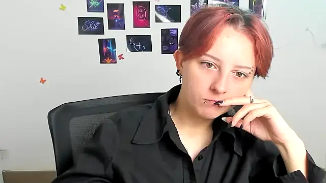 Snapshot of Dilara_Kiss_ chatting on 06/26/26, 05:23 Dilara Kiss online show from 06/26/26, 05:23