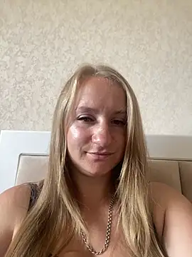 Emilia ki online show from 06/24/26, 01:10