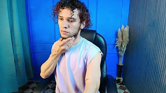 Snapshot of dante_estarlink chatting on 06/18/26, 11:36 dante estarlink online show from 06/18/26, 11:36