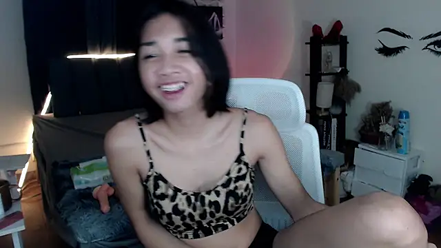Snapshot of ivoryhotcummerxxx chatting on 07/01/26, 10:39 ivoryhotcummerxxx online show from 07/01/26, 10:39