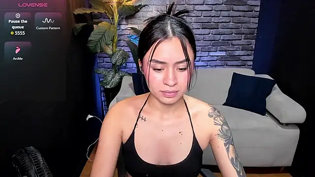 Snapshot of candy_spicy1 chatting on 06/18/26, 03:49 candy spicy1 online show from 06/18/26, 03:49