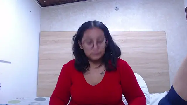 Snapshot of sashasalomefon chatting on 08/08/26, 03:08 sashasalomefon online show from 08/08/26, 03:08