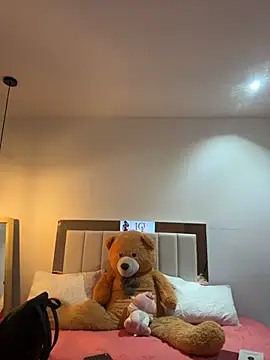 Snapshot of Doll_Ivy chatting on 08/01/26, 10:30 Doll Ivy online show from 08/01/26, 10:30
