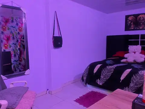 Snapshot of aria_rouss chatting on 07/19/26, 03:05 aria rouss online show from 07/19/26, 03:05