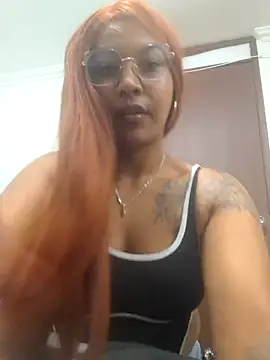 Snapshot of sophiagomezx chatting on 07/06/26, 02:08 sophiagomezx online show from 07/06/26, 02:08