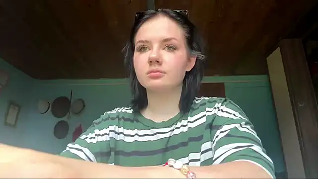 Snapshot of AnnelieseRamirel chatting on 06/19/26, 09:57 AnnelieseRamirel online show from 06/19/26, 09:57