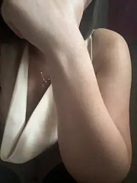 Snapshot of Sexyfemm_ chatting on 06/30/26, 12:17 Sexyfemm online show from 06/30/26, 12:17