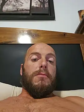 Snapshot of piercedhunk56 chatting on 07/12/26, 04:42 piercedhunk56 online show from 07/12/26, 04:42