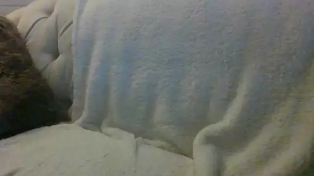 Snapshot of HotStraightDude chatting on 06/17/26, 06:53 HotStraightDude online show from 06/17/26, 06:53