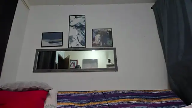 Crazy addixtion online show from 04/01/26, 12:44