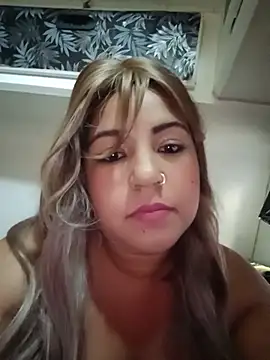 Snapshot of sexysherry4u chatting on 06/17/26, 02:07 sexysherry4u online show from 06/17/26, 02:07