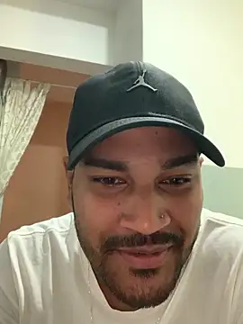 Snapshot of wandinho13 chatting on 06/18/26, 11:36 wandinho13 online show from 06/18/26, 11:36