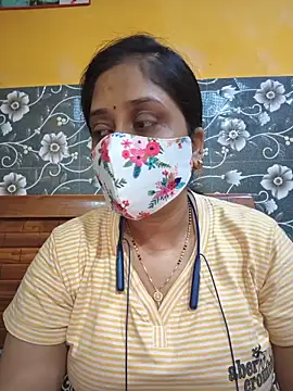 Snapshot of Garimaa_Cherry chatting on 06/19/26, 11:19 Garimaa Cherry online show from 06/19/26, 11:19