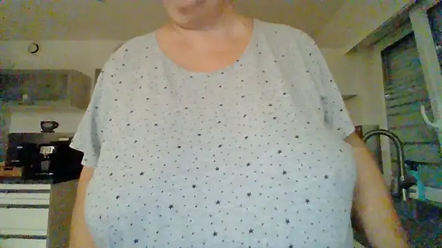 Snapshot of coquinesensuel chatting on 07/31/26, 05:40 coquinesensuel online show from 07/31/26, 05:40