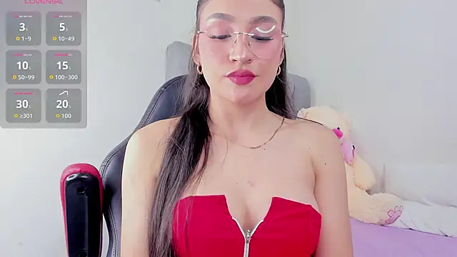 Snapshot of Freya_sweet09 chatting on 06/23/26, 07:17 Freya sweet09 online show from 06/23/26, 07:17
