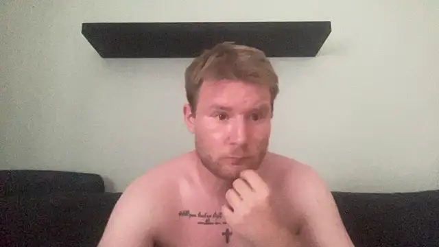 Snapshot of DENNIS96WB chatting on 06/17/26, 05:03 DENNIS96WB online show from 06/17/26, 05:03