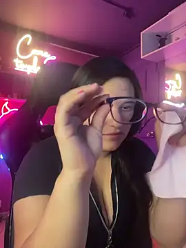 Snapshot of LuisAny chatting on 07/11/26, 03:31 LuisAny online show from 07/11/26, 03:31