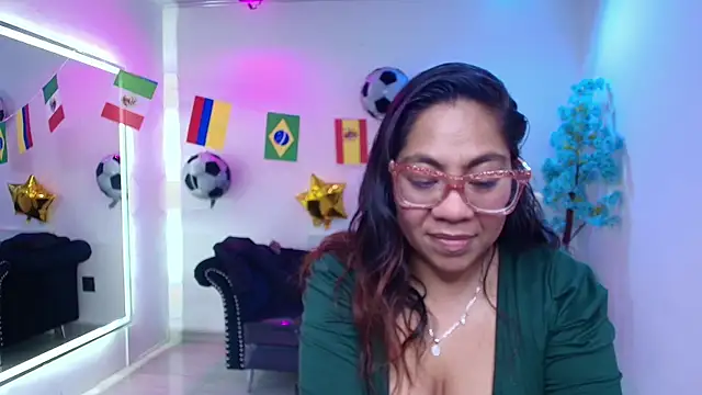 Snapshot of Silvana_lane chatting on 07/18/26, 07:39 Silvana lane online show from 07/18/26, 07:39