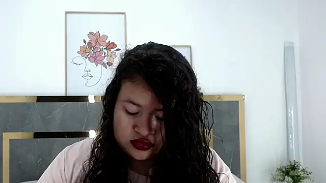 KellyShibary online show from 07/30/26, 06:51