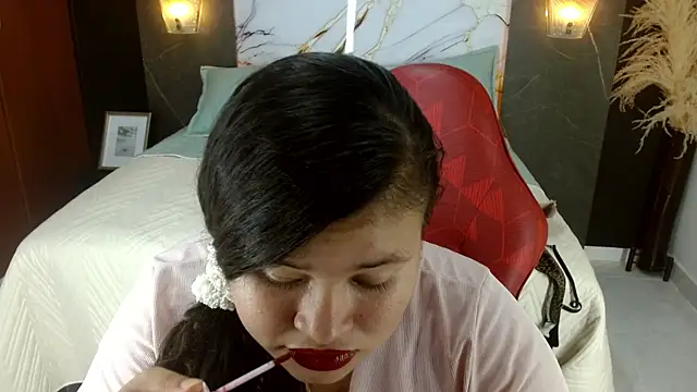 KellyShibary online show from 08/01/26, 07:35