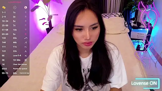 Bell PepperHot online show from 08/02/26, 03:43