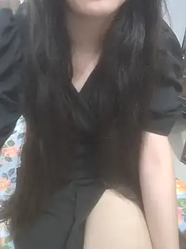 Snapshot of sushmita0 chatting on 06/24/26, 01:43 sushmita0 online show from 06/24/26, 01:43