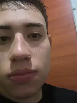 Snapshot of Thiagoo_Vega chatting on 07/15/26, 01:11 Thiagoo Vega online show from 07/15/26, 01:11