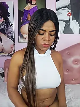 Snapshot of AriiaMorgan chatting on 08/04/26, 02:04 AriiaMorgan online show from 08/04/26, 02:04
