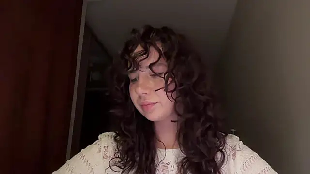 Snapshot of Loressava chatting on 07/03/26, 04:35 Loressava online show from 07/03/26, 04:35
