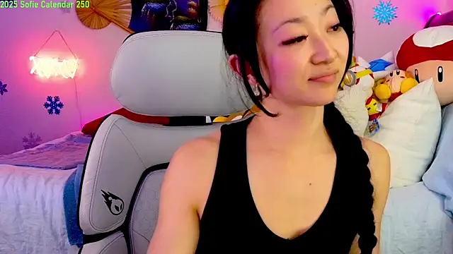 MySweetSofie online show from 02/17/25, 01:36