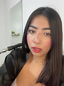 Snapshot of cherry_skinnyy_ chatting on 07/25/26, 01:36 cherry skinnyy online show from 07/25/26, 01:36