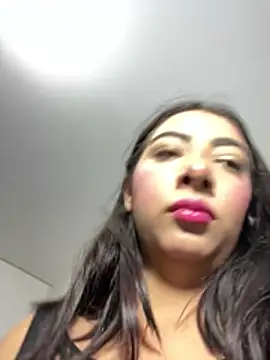 Snapshot of cherry_skinnyy_ chatting on 07/29/26, 04:21 cherry skinnyy online show from 07/29/26, 04:21