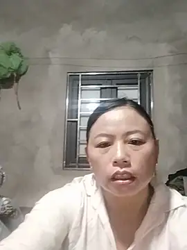 Snapshot of whatmes chatting on 07/13/26, 10:01 whatmes online show from 07/13/26, 10:01