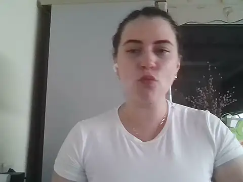 Snapshot of Zanoriala chatting on 06/26/26, 09:30 Zanoriala online show from 06/26/26, 09:30