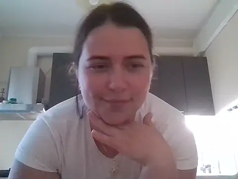 Snapshot of Zanoriala chatting on 07/18/26, 05:28 Zanoriala online show from 07/18/26, 05:28