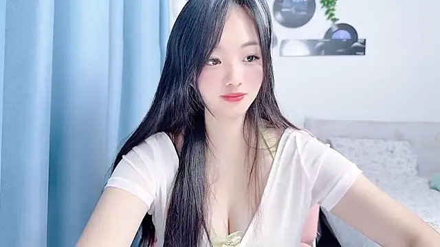 Snapshot of Winnie666999 chatting on 07/02/26, 03:45 Winnie666999 online show from 07/02/26, 03:45