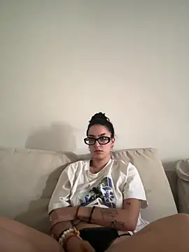 Snapshot of miabrunelli chatting on 06/21/26, 12:30 miabrunelli online show from 06/21/26, 12:30