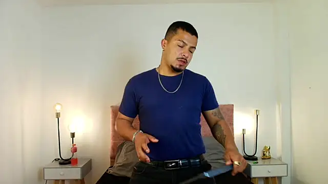 Snapshot of BrunoSilva_ chatting on 06/25/26, 11:48 BrunoSilva online show from 06/25/26, 11:48