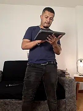 Snapshot of BrunoSilva_ chatting on 07/03/26, 12:22 BrunoSilva online show from 07/03/26, 12:22