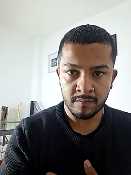 Snapshot of BrunoSilva_ chatting on 07/21/26, 12:07 BrunoSilva online show from 07/21/26, 12:07