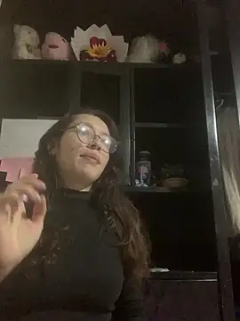 AniaBowie online show from 06/26/26, 03:44