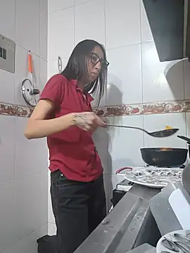 Sara lve1 online show from 07/07/26, 06:47