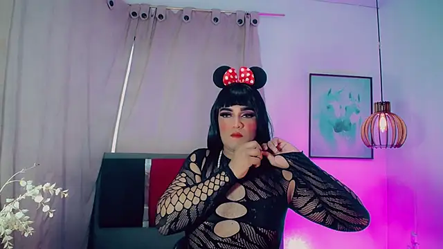 Snapshot of natalie_vegas_ chatting on 08/01/26, 11:31 natalie vegas online show from 08/01/26, 11:31