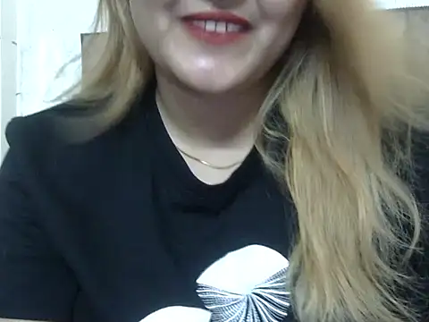 Snapshot of Sexyy_Sana chatting on 07/03/26, 04:57 Sexyy Sana online show from 07/03/26, 04:57