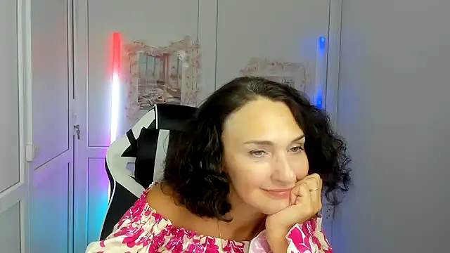 OliviaKateee online show from 06/24/26, 12:15