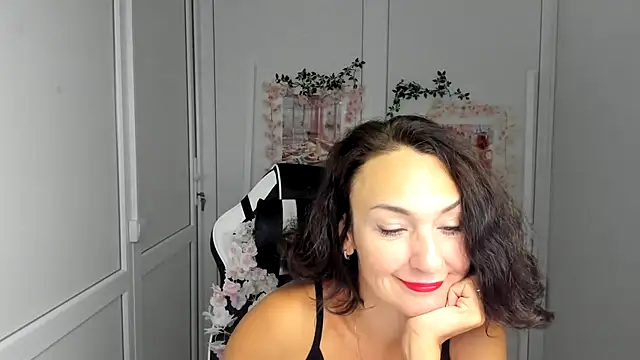 OliviaKateee online show from 08/07/26, 05:53