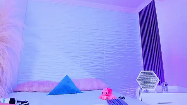 AylinLove  online show from 07/05/26, 11:28