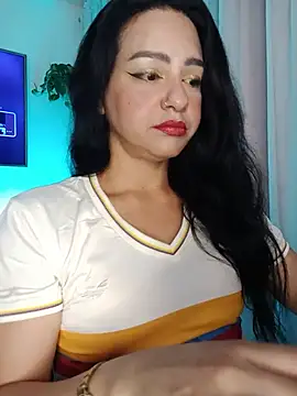 Snapshot of WandaArias chatting on 07/05/26, 04:19 WandaArias online show from 07/05/26, 04:19