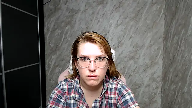 Reginasmilee online show from 03/08/25, 02:34